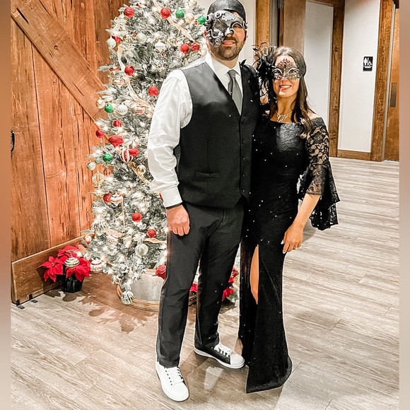 Meet your Posher, Christy - Picture 2 of 7